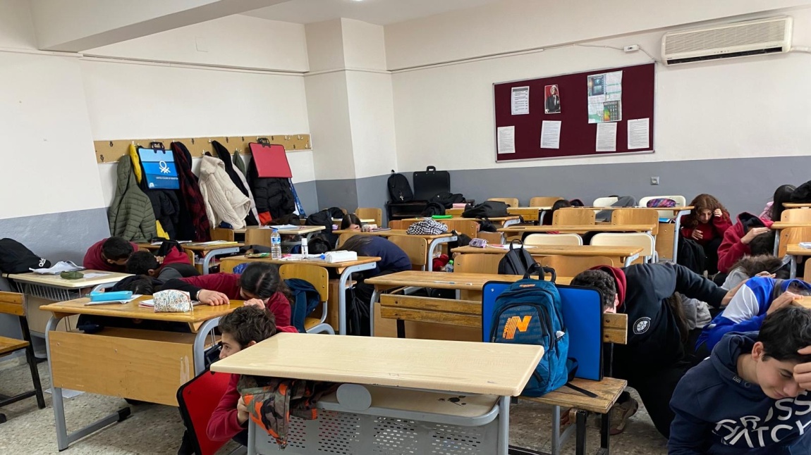 Deprem Tahliye Tatbikatı